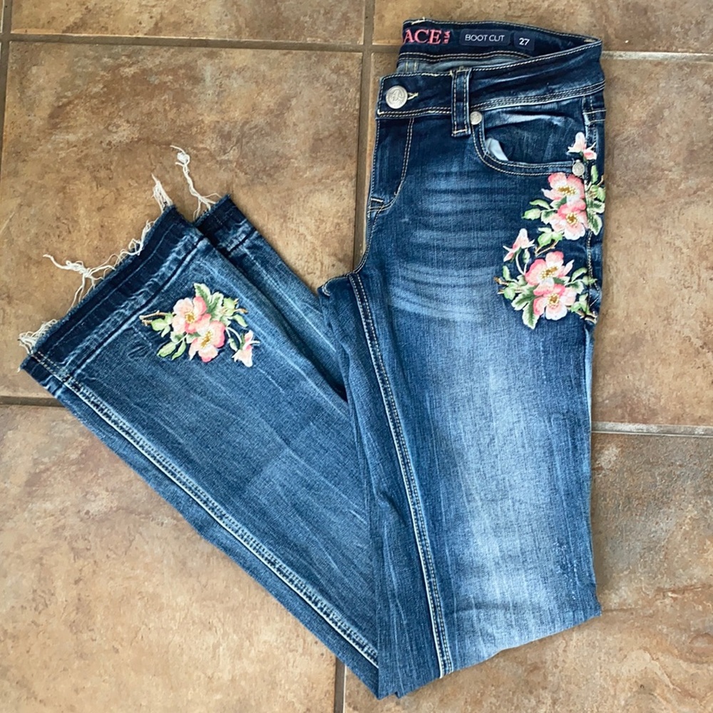 Grace in LA embroidered jeans